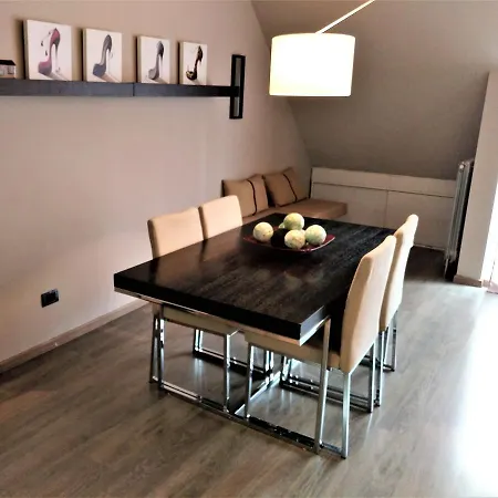 Baratero Terrasse + Free Parking Apartment *